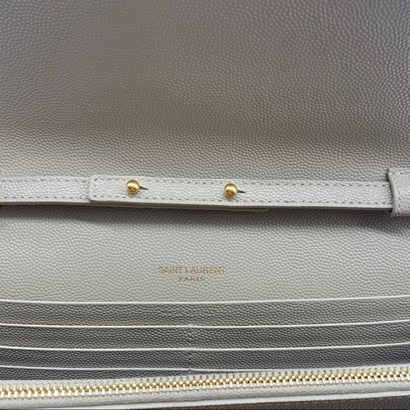 SAINT LAURENT Grain De Poudre Matelasse Chevron Monogram Crossbody Bag Nude - Picture 9 of 10